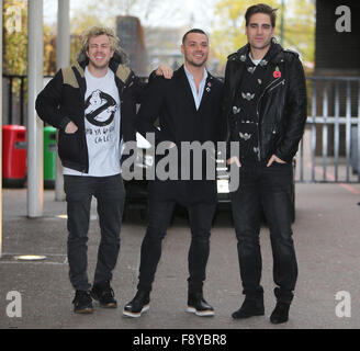 Busted hors studios ITV Avec : James Bourne, Matt Willis, Charlie Simpson, Busted Où : London, Royaume-Uni Quand : 11 Nov 2015 Banque D'Images