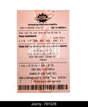 Euro Millions Lottery Ticket sur un fond blanc Banque D'Images