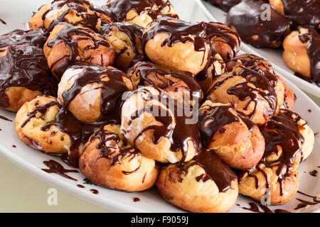 Sweet profitterol italien Banque D'Images