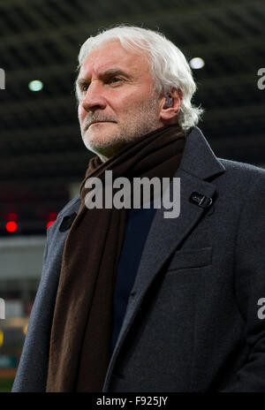 Leverkusen, Allemagne. Dec 12, 2015. Leverkusen Rudi Voeller directeur des sports sur la photo avant le match de football Bundesliga Bayer Leverkusen vs Borussia Moenchengladbach à Leverkusen, Allemagne, 12 décembre 2015. Photo : Guido Kirchner/dpa/Alamy Live News Banque D'Images