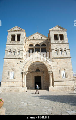 L'extérieur de l'église franciscaine de la Transfiguration, le mont Thabor, vallée de Jezreel, Galilée, Israël (architecte Antonio Barluz Banque D'Images