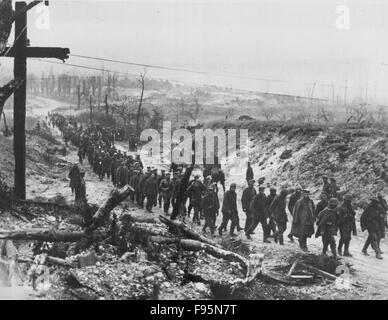 Front britannique. Derrière les lignes, prisonniers de guerre. Banque D'Images