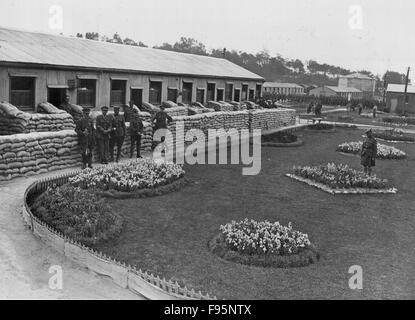 Front britannique. Les civils et militaires. Banque D'Images