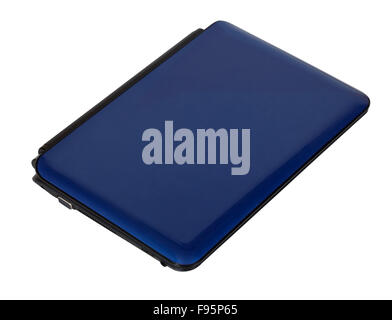 Netbook fermé. Plus isolé sur fond blanc Banque D'Images