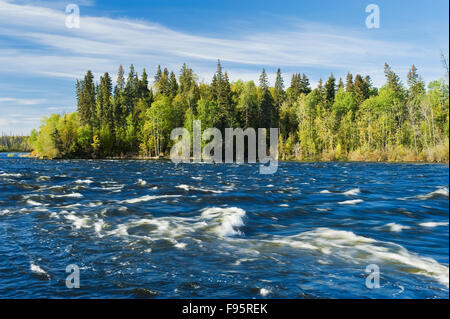 Otter Rapids le long de la rivière Churchill, dans le nord de la Saskatchewan, Canada Banque D'Images