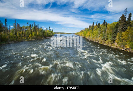 Otter Rapids le long de la rivière Churchill, dans le Nord de la Saskatchewan, Canada Banque D'Images