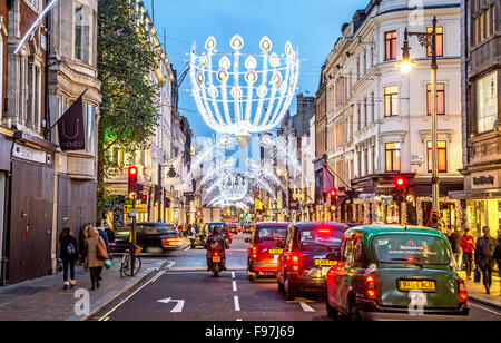 Lumières de Noël dans Bond Street London UK Banque D'Images