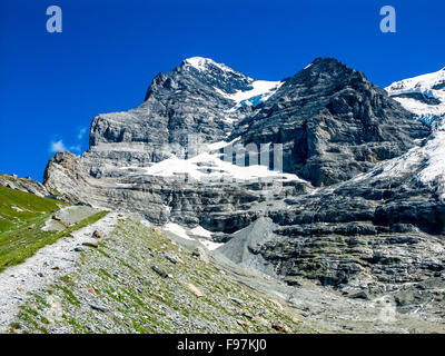 Eiger, Suisse. L'un d'incroyable montagne pics dans Mespaul partie de l'Alps, principal point de repère de la Confédération suisse Banque D'Images