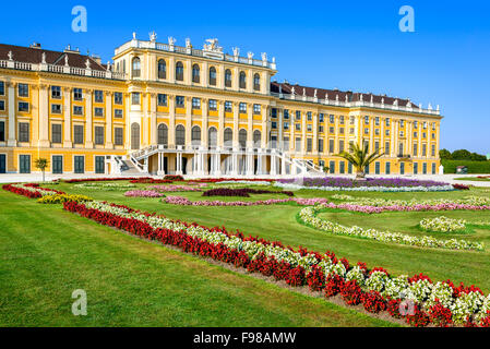 L'Autriche. Palais Schönbrunn à Vienne. C'est un ancien imperial 1 441 chambres en résidence d'été Rococo Wien modernes. Banque D'Images