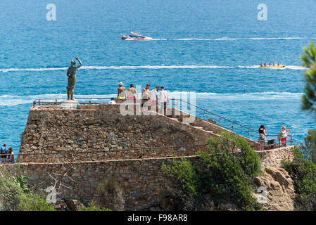 Monument à la femme de pêcheur, Lloret de Mar, Costa Brava, province de Gérone, Catalogne, Espagne Banque D'Images