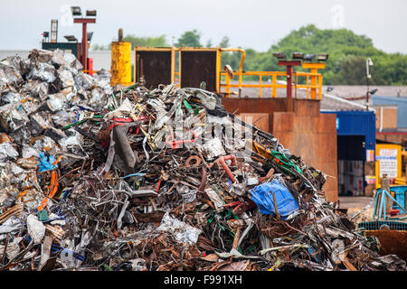 Tas de ferraille dans junk yard Banque D'Images