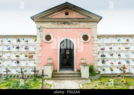 Le cimetière au-dessus de la ville de Manarola, la Ligurie, La Spezia, Cinque Terre, Italie Banque D'Images