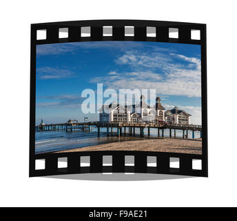 La Jetée de Sellin est une jetée à la mer Baltique, l'île de Rügen, Sellin, Mecklembourg-Poméranie-Occidentale, Allemagne, Europe Banque D'Images