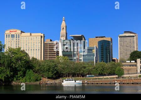 Skyline & Hartford Connecticut river, New York, USA Banque D'Images