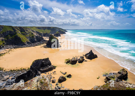 Donnant sur la plage à l'égard des mesures Pentire pas Bedruth près de Newquay Cornwall England UK Europe Banque D'Images