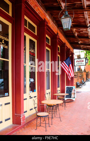 Le Musée de l'histoire de Coca Cola encadrés dans le quartier historique de Vicksburg MS Banque D'Images