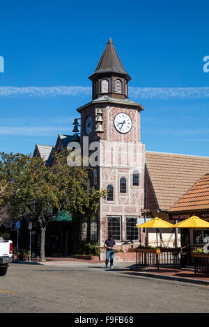 Tour du Danemark, Première Rue, Solvang, Ynez Valley, comté de Santa Barbara, Californie, USA. Banque D'Images