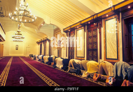 Oraison funèbre à la grande mosquée de Grenade.Albaicín trimestre. Grenade, Andalousie, Espagne Banque D'Images