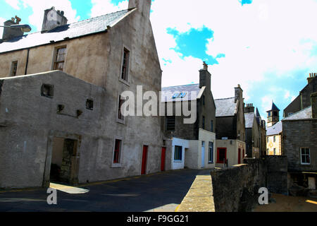 La rue commerciale de la vieille ville de Lerwick Shetland Islands Scotland UK Banque D'Images