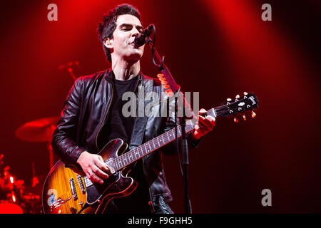 L'O2, North Greenwich, London, UK. 16 Décembre, 2015. Stereophonics sur scène à l'O2 de Londres. Credit : richie soans/Alamy Live News Banque D'Images