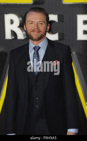 Londres, Royaume-Uni. Dec 16, 2015. Simon Pegg assiste à la première européenne de 'Star Wars : The Force éveille' à Leciester Square. Credit : Ferdaus Shamim/ZUMA/Alamy Fil Live News Banque D'Images