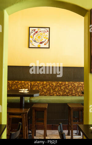 Restaurant intérieur, le riz par Mama, Ventura, Californie Banque D'Images