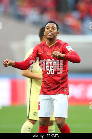Osaka, Japon. 13 Décembre, 2015. Robinho (Evergrande) Football/soccer : Fifa Club World Cup Japon 2015 Quart de finale entre le Club America 1-2 Guangzhou Evergrande Taobao au stade Nagai d'Osaka, au Japon . Mm. Kenzaburo © Matsuoka/AFLO/Alamy Live News Banque D'Images