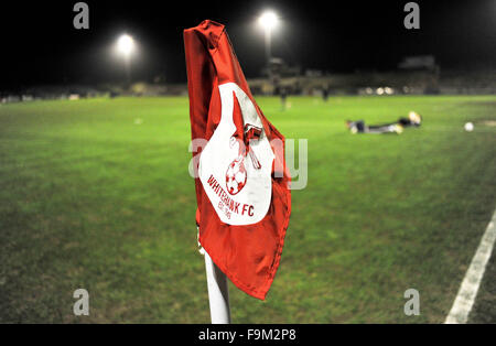 Brighton UK - drapeau de coin à la FA Cup 2nd Replay Match rond entre Whitehawk et Dagenham et Redbridge au sol clos de Brighton Banque D'Images