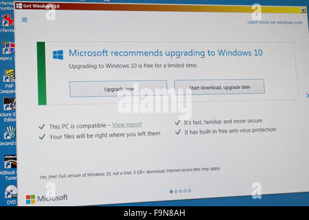 Microsoft recommande de mettre à niveau vers Windows 10 Banque D'Images
