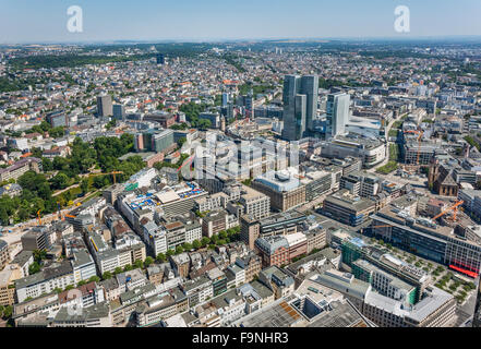 Allemagne, Hesse, Frankfurt am Main, vue aérienne du centre-ville de Francfort avec Goethestrasse Zeil, Galerie et Stock Exchange Banque D'Images