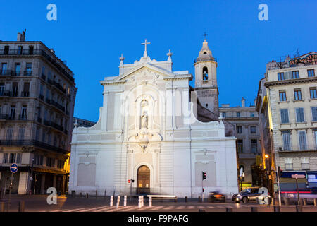 Vue sur l'église des Augustins de Marseille en France dans la soirée Banque D'Images