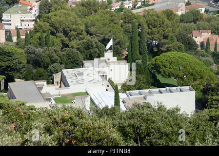 Vue sur la Villa Noailles moderniste (1923-1925) conçu par Robert Mallet-Stevens pour Charles et Marie-Laure Noailles Hyères France Banque D'Images