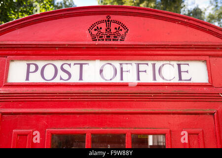 Royaume-uni, Angleterre, Worcestershire, Bromsgrove, Musée National d'Avoncroft, cabine téléphonique, bureau de poste Collection signe K4 phonne fort Banque D'Images