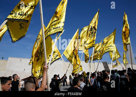 Manifestation à Ramallah à l'occasion du dixième anniversaire de la mort de Yasser Arafat. Banque D'Images
