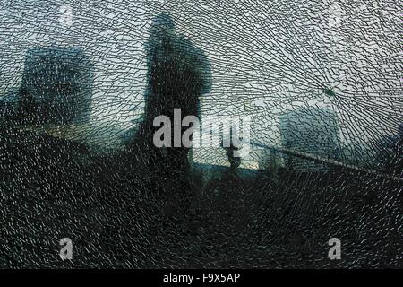 Ces photos ont été prises dans un week-end à Paris après le 13 novembre 2015 attaques terroristes à une militarisation de la ville. Banque D'Images