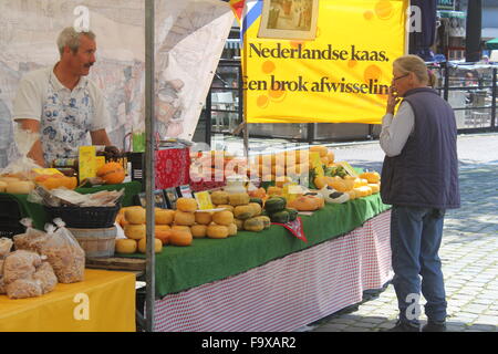 Décrochage du marché du fromage, Gouda, Pays-Bas Banque D'Images