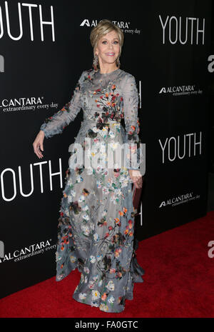 Première mondiale de Fox Searchlight Pictures' 'jeunes' à la DGA Theatre avec : Jane Fonda Où : Los Angeles, California, United States Quand : 17 Nov 2015 Banque D'Images