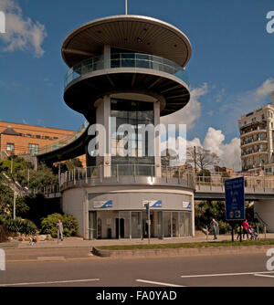 Pier Hill, relevage avant, Southend, Essex, Angleterre ; Banque D'Images