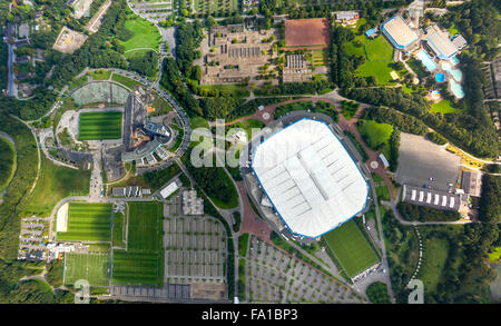 Dans le parc de la construction, Schalke Arena, stade Veltins Arena, stade de Schalke, Park, stade des images verticales de l'Arène Banque D'Images