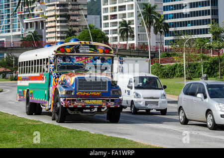 Bus de poulet, de Panama, de l'Amérique centrale Banque D'Images