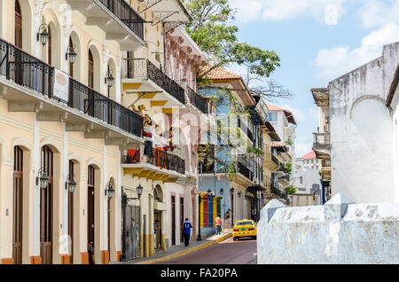 Rue rénovées dans Casco Viejo, la vieille ville, la ville de Panama Banque D'Images