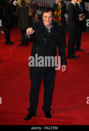 Quentin Tarantino assiste à la première européenne de "l'odieuse huit" tenue à l'Odeon Leicester Square Banque D'Images