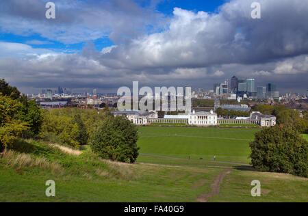 Secteur Wharfe et le centre de Londres, à partir de Greenwich Park Banque D'Images