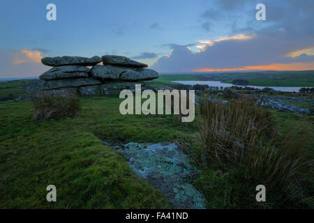 Tregarrick Tor au coucher du soleil sur Bodmin Moor Banque D'Images