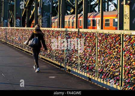 Pont hohenzollern, Cologne, Allemagne Banque D'Images