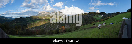 Vue panoramique des montagnes, le Tyrol du Sud, Dolomites, Italie Banque D'Images