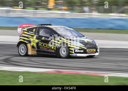 Tom Onslow Cole durs RXLites Olsbergs MSE de voiture dans l'équipe du Championnat du Monde FIA Rallycross. Banque D'Images