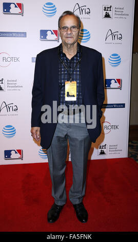 Tony La Russa's 4e gala annuelle des dirigeants et des légendes au bénéfice de la Fondation de protection des animaux au Aria Resort & Casino comprend : Joe Torre Où : Las Vegas, Nevada, United States Quand : 20 Nov 2015 Banque D'Images