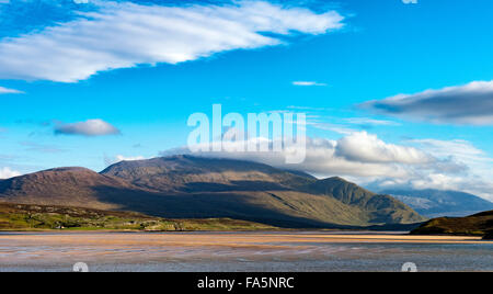 Le Kyle of Durness, regard vers Meall Meadhonach et Cranstackie Banque D'Images