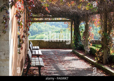 Loggia au restaurant Les Jardins du Château de l'IIN à Rothenburg Banque D'Images